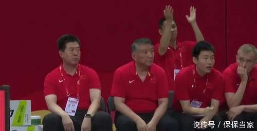 关于Uzi在雄鹿比赛中战术调整，战术调整引发热议！的信息